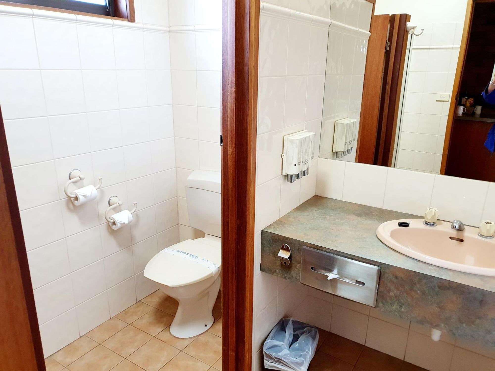 Golden Grain Motor Inn Horsham Quarto foto
